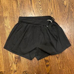 Day & Night Medium Shorts with Belt Loop Buckle Detail Elastic Waist